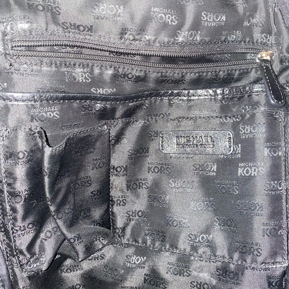 Micheal Kors leather black backpack - Picture 7 of 7